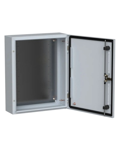 ЩМП-50.40.15 УХЛ1 IP66 500x400x150 TITAN 5 (TI5-10-N-050-040-015-66). Шкаф металлический с монтажной платой. IEK в Костроме